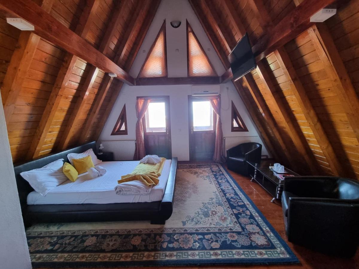 Casa Luca 2* Vama Veche